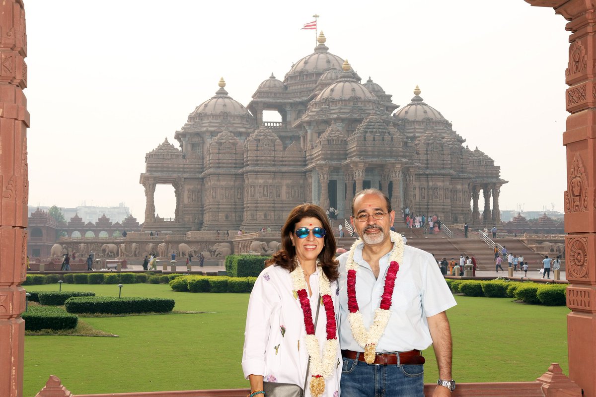 DelhiAkshardham's tweet photo. "A fabulous spiritual journey I had," noted Wael Mohamed Awad Hamed, Ambassador of #Egypt to #India after visiting Swaminarayan #Akshardham, Delhi (16.10.21)

May the relations and exchange of thoughts &amp; ideas between our cultures be everlasting!

@egptembssy @indembcairo 
#BAPS https://t.co/bx3Pe41rhm