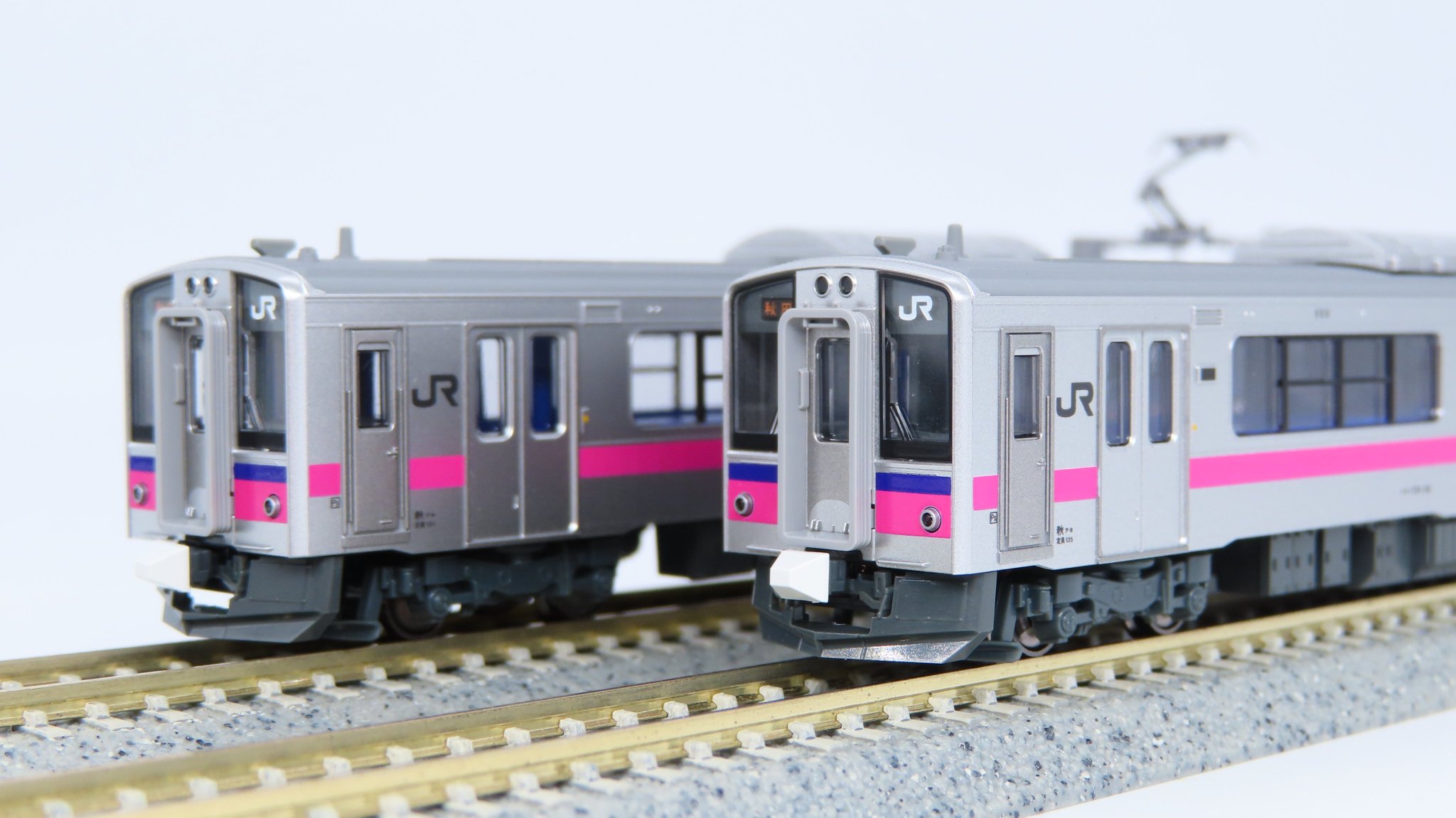 KATO 701系 秋田色 hqdefault.jpg