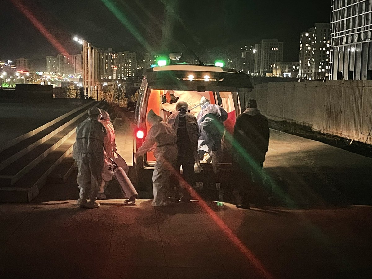 Халдварын тоо буугаад Яармагт шинэ хотын захиргаанд дэлгэсэн 145 ортой ковидын түр эмнэлэг татан буугдаад хэдэн эмч эмнэлгий ажилчид маань нуруу жхан тэнийлээ. Тэнд бдал үнэн аймар бсан даа тахал гамшиг гэдгийг нүдээр харж дотор нь явлаа. Одоо гайгүй болох бгаа…