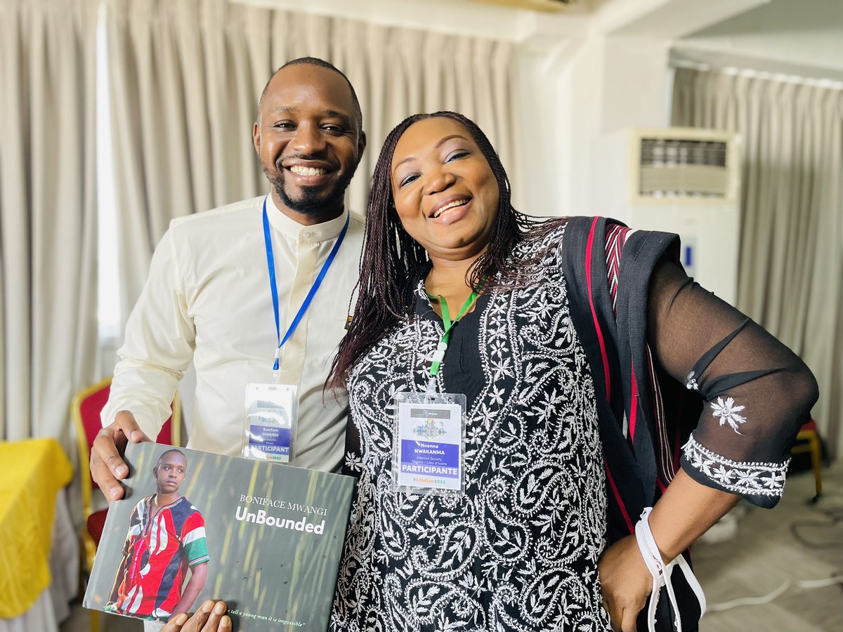 bonifacemwangi's tweet photo. On the sidelines of @AFRICTIVISTES conference,
I’m selling my book #BMunBounded to delegates. Thank you @nnenna and @Simeon_5 for buying a copy of my book. #Abidjan2021 https://t.co/vJQU0jZnHU