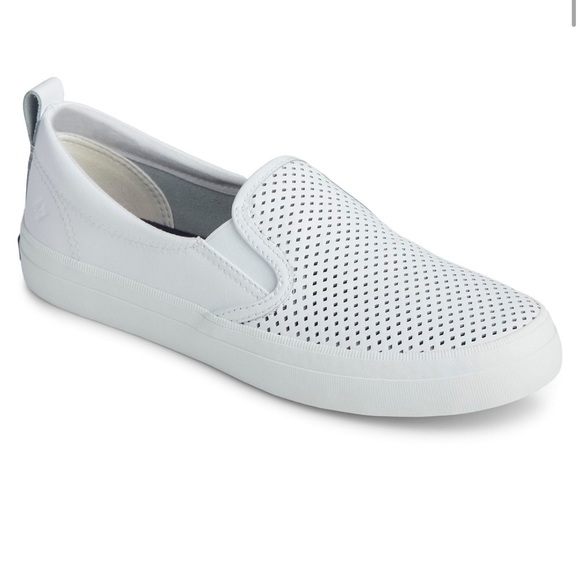 DemFigBonilla's tweet photo. So good I had to share! Check out all the items I'm loving on @Poshmarkapp #poshmark #fashion #style #shopmycloset #sperry #coach #cabi: https://t.co/K2sNdhXnLc https://t.co/dk8oIOhr0z