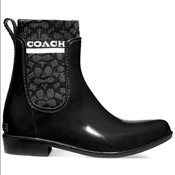 DemFigBonilla's tweet photo. So good I had to share! Check out all the items I'm loving on @Poshmarkapp #poshmark #fashion #style #shopmycloset #sperry #coach #cabi: https://t.co/K2sNdhXnLc https://t.co/dk8oIOhr0z