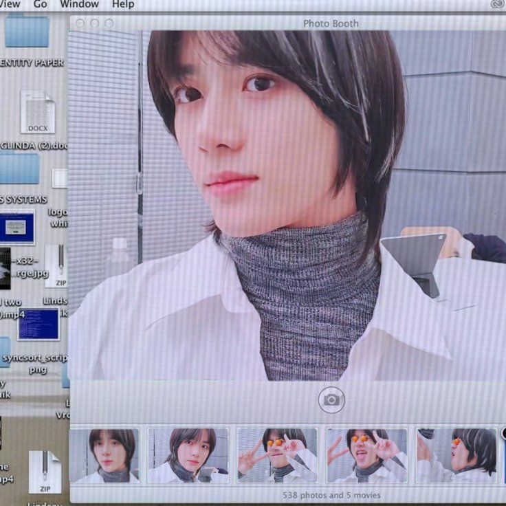 beombgyou's tweet photo. hello! it's beomgyu speaking.
due to my important business called as finding new friends, bros, puppies, humans, fishes, and anything else. i offer you my friendship card just in case you need someone who can light up your daily conversation, hehe. i won't bite, don't worry!! https://t.co/G0eDj1VNuH