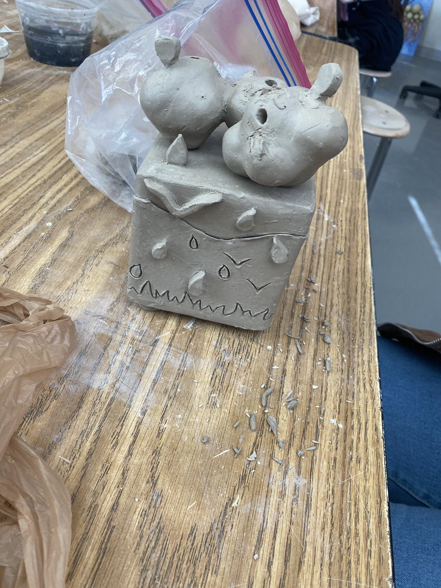 3d_mhs's tweet photo. More reliquary boxes almost ready to go! #ceramics #slabbox #arteducation https://t.co/c9Cr9nSb36