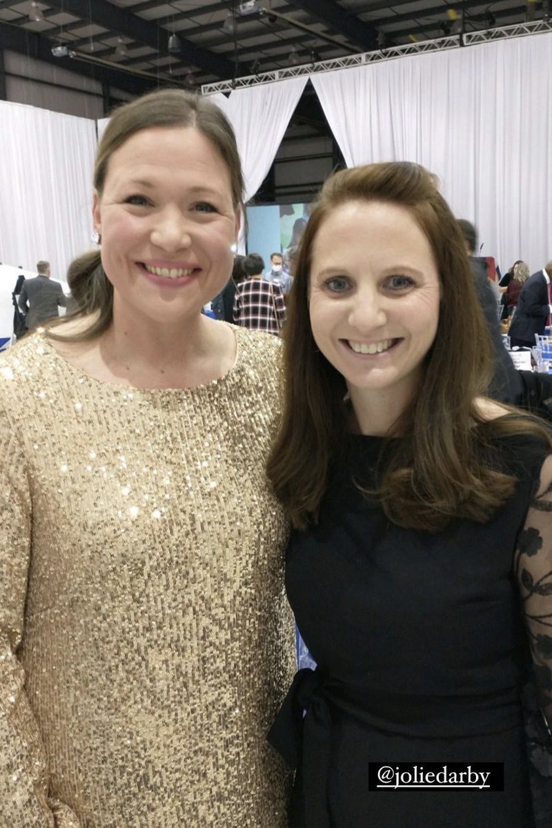 Celebrated my dear friend, Lindsey Dowell, last night as she was recognized as a Top 20 under 40 for Topeka! It was my privilege to support her as she was honored.#top20under40 #TEACHers #servantheart