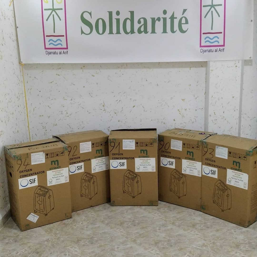 AlBejaia's tweet photo. Grâce à l'opération humanitaire de AISA ONG le bureau de Djanatu Al Arif Bejaia a bénéficié d'un groupe de concentrateurs d'oxygène. En partenariat avec @AisaOng et @SIF_ONG
🔵 5 concentrateur d'oxygène de 10 litres. Ils seront affectés aux personnes dont le besoin est extrême. https://t.co/exNXf7QQBz