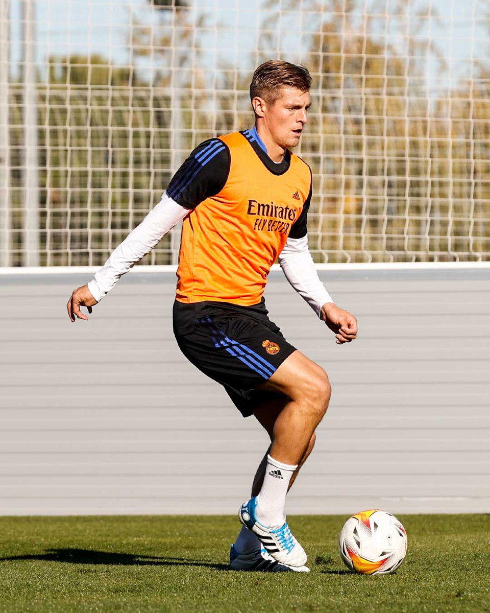 realmadridfra's tweet photo. 🧡 @ToniKroos 🧡 https://t.co/EHjh6vMaSR