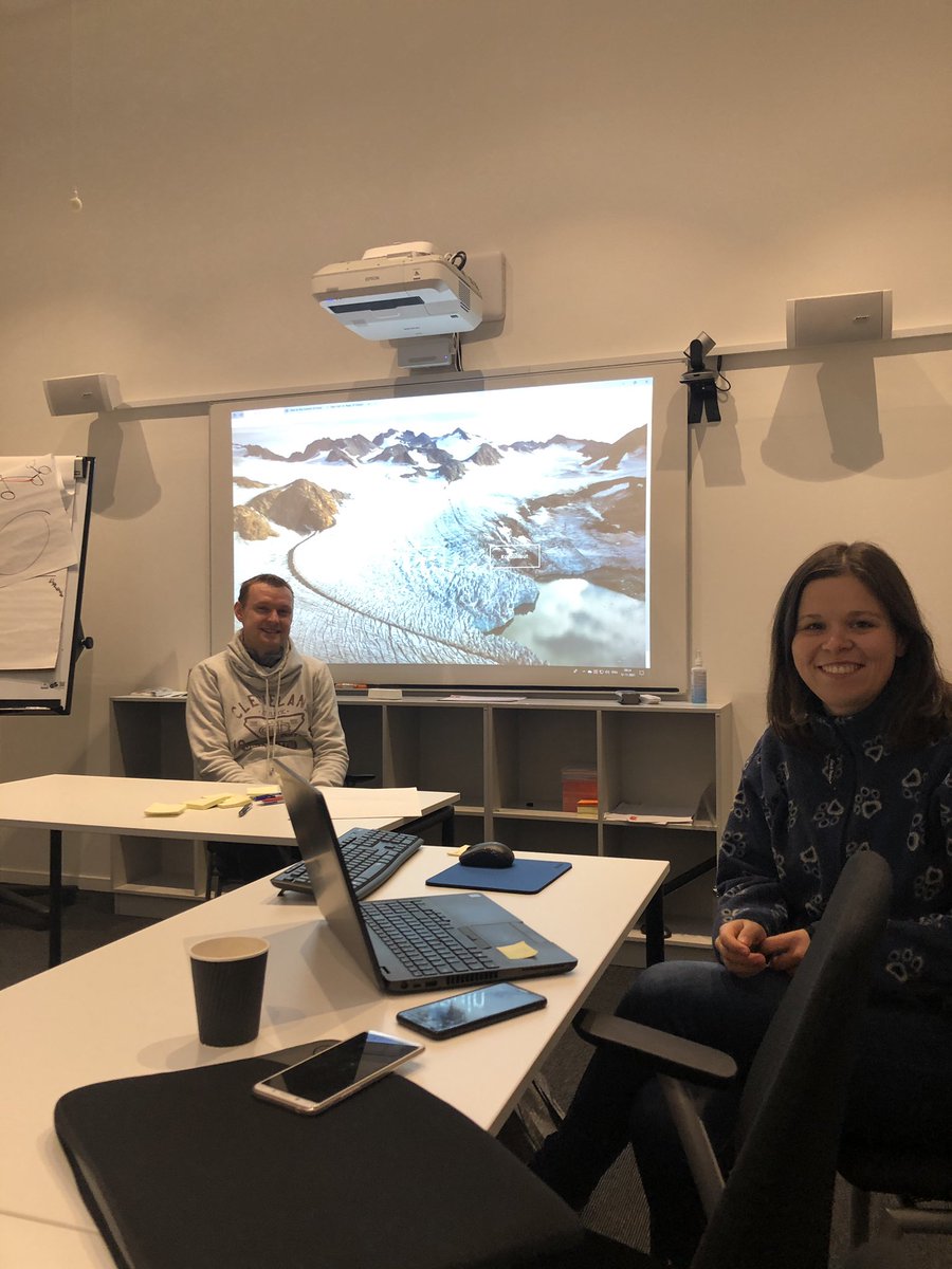 Now at Katuaq: Snow2Rain workshop! 🙌🏼 How do you engage with changes from snow to rain? ❄️🌧 Come &amp; drop in - we’re behind the cafe, up the stairs (in venskabssalen). There’s coffee! ☕️☕️☕️ #greenlandscienceweek #gsw2021 #snow2rain