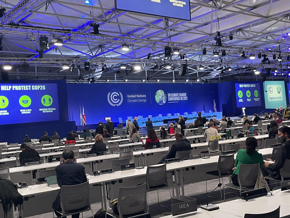 squibble_de_dee's tweet photo. At #COP26 - about to hear the latest update on negotiations. The mood feels tense with only a few hours until the official close. https://t.co/kbhI2H8RgG