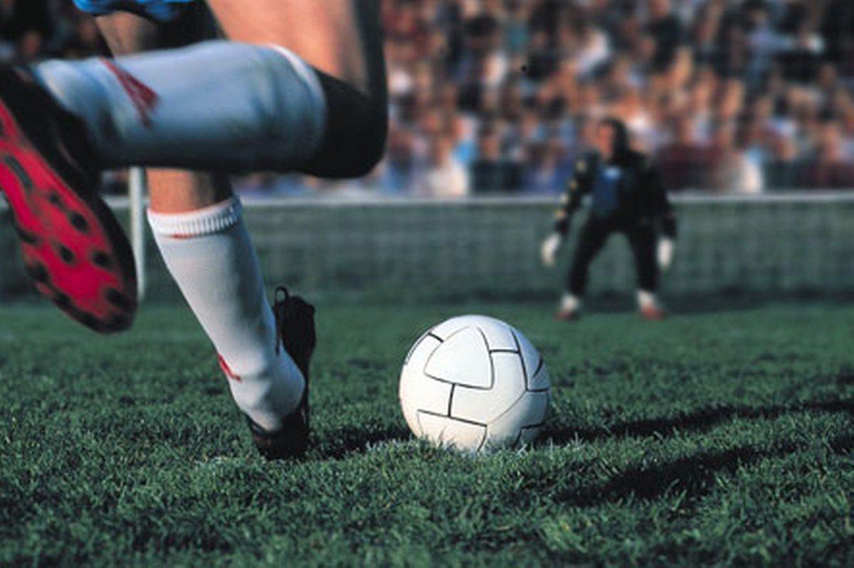 LaLigaenDirecto's tweet photo. ⚽️🥅🙌¿Has lanzado alguna vez un penalti? ¿Eres el encargado de detenerlos? Llega el HILO DEFINITIVO con el análisis minucioso de los 905 (904+1) penaltis lanzados en Primera durante los últimos 8 años. Cuando leas esto tendrás más éxito en las penas máximas. FAV, RT y TODO⬇️⬇️⬇️ https://t.co/PdBRx7Xvjv