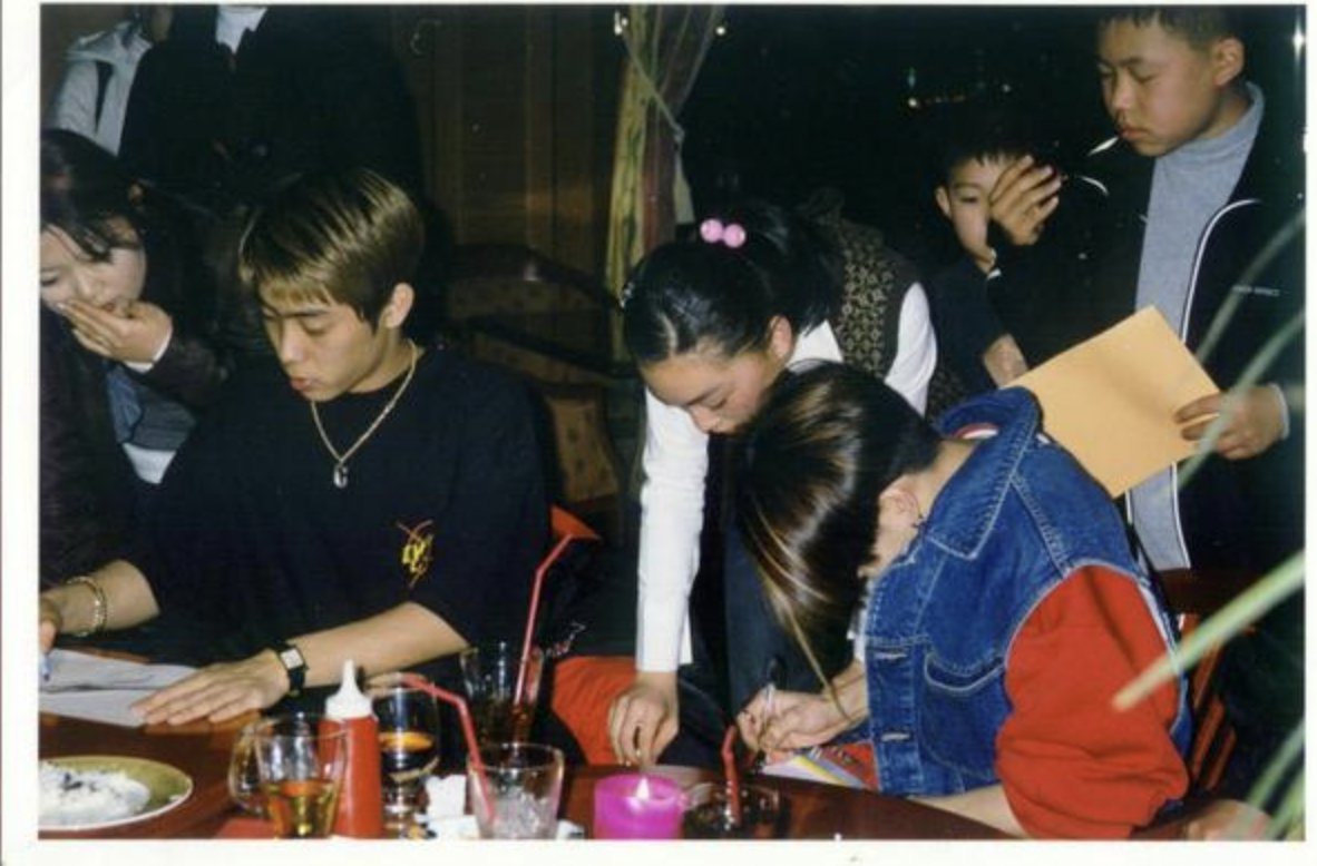 jekkifiles's tweet photo. (🍓) 🖋️🖋️

#SECHSKIES #젝스키스 https://t.co/oYir3wEfKs