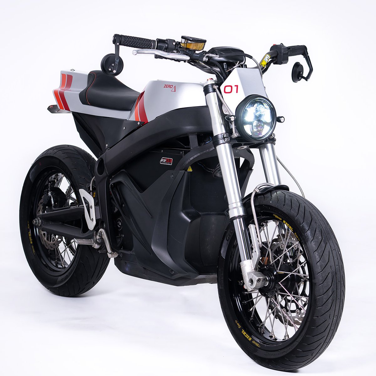 TheDailyRideUp's tweet photo. “Meta Tracker”

A 2016 Zero SR Electric Street Tracker By Grid Cycles

Grab Bag!

* 144 Nm of torque
* 60mph in 3.2 seconds
* Street tracker tail with 3-1 LED’s
* Storage hatch for your 6 pack
* ProTaper bars
* Vans ODI grips

#therideup #blaise #motorcycle #ride #moto https://t.co/EkPaa2Ij7z