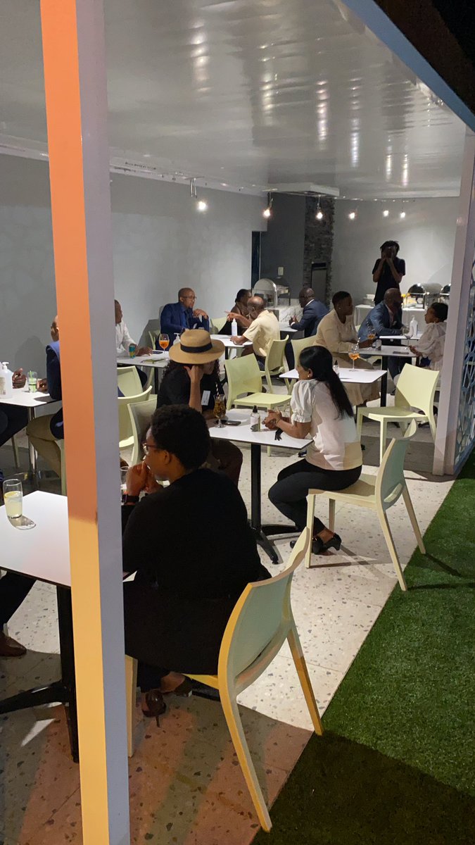MotsoenengBill's tweet photo. Scenes from last night’s #MBASpeedNetworking. We had such a great time and everyone met new people. We hope to disprove the  6 degrees of separation theory and connect people. @mbaincorporated will be hosting these events until the first week of December. https://t.co/DAxIzVG69j