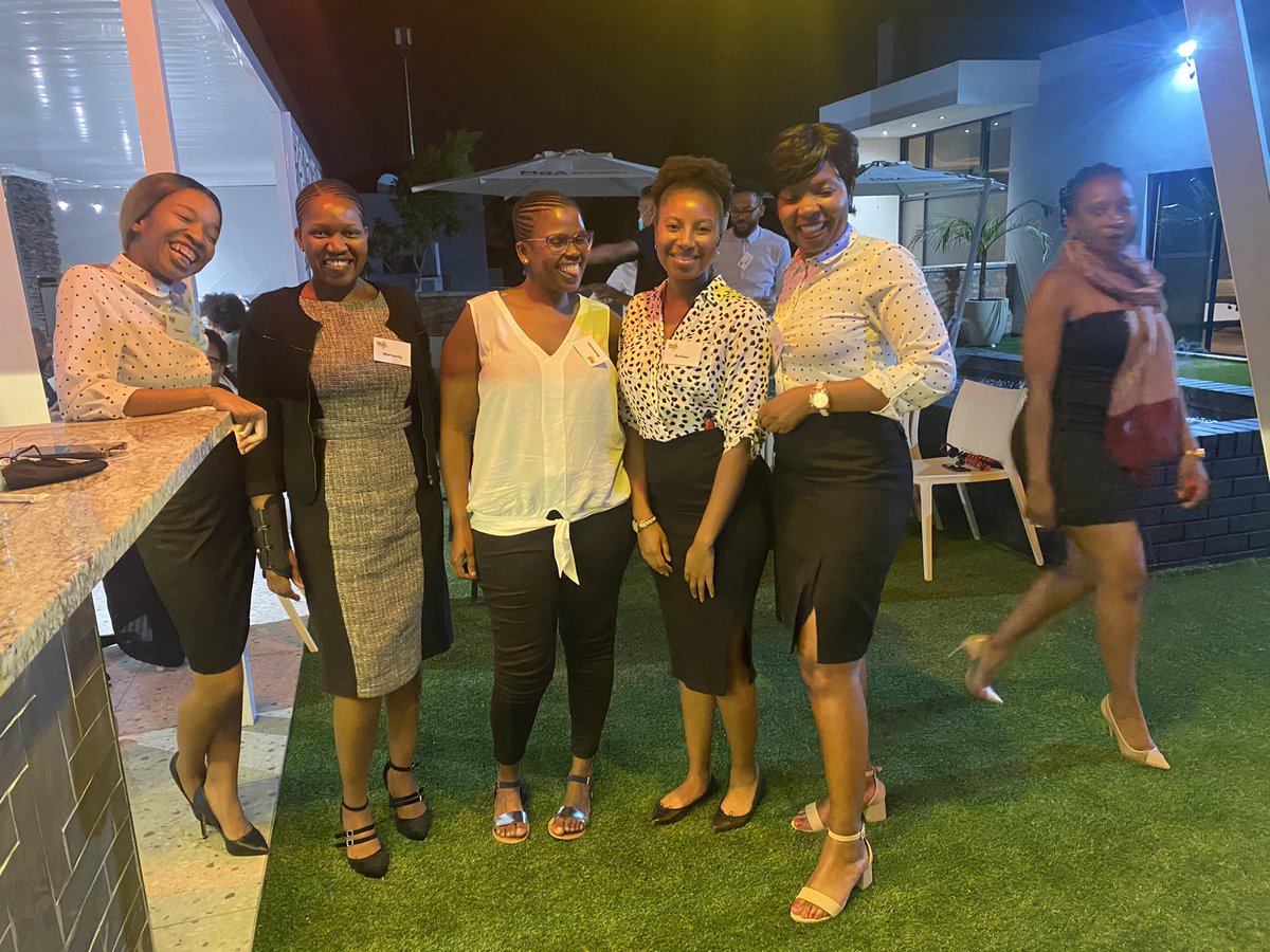 MotsoenengBill's tweet photo. Scenes from last night’s #MBASpeedNetworking. We had such a great time and everyone met new people. We hope to disprove the  6 degrees of separation theory and connect people. @mbaincorporated will be hosting these events until the first week of December. https://t.co/DAxIzVG69j