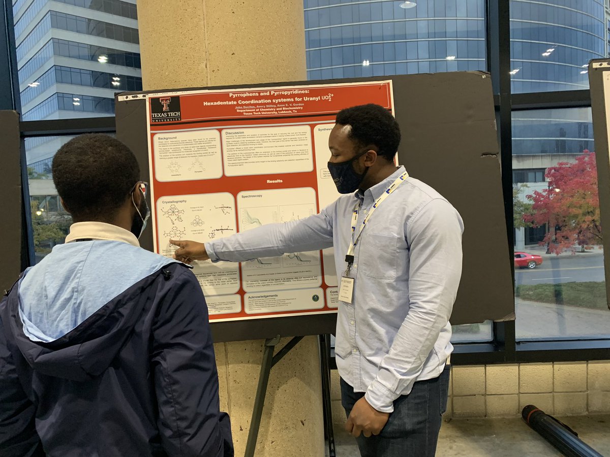 #Gordengroup grad student John Ducilon explains his poster <a href="/sermacs2021/">SERMACS2021</a>