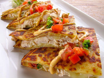 DeliveryStops's tweet photo. #Quesadilla #Lunch #food  #foodie Get these beautifully made quesadilla made full of flavor and life. Order today by us and get a discount of 5% with code "TASTY". https://t.co/AogN51ja2V