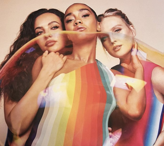 kweenthirlwall5's tweet photo. Ya estoy de vuelta pal' staneo intenso (?
DE DONDE SALIÓ ESTA FOTO??? Me encantaaa
#No #NoMusicVideo #LittleMix #LittleMixNo
#BetweenUs #BetweenUsOutNow https://t.co/u1fNtpwmy1