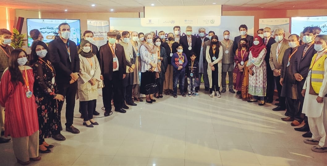 EPIPakistan's tweet photo. SAPM Health  Dr. Faisal Sultan launched a nationwide campaign today to immunize more than 90 million children against the deadly measles and rubella diseases across Pakistan. This will be one of the largest immunization campaigns in the world 
@fslsltn @nhsrcofficial @drsafdar64 https://t.co/b5N6sf0cl7