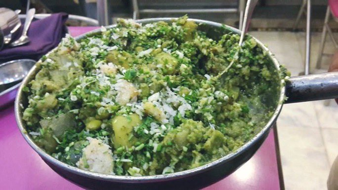 ShreeThaker's tweet photo. The highly anticipated Surti Undhiyu #SurtiUndhiyu season has begun @ShreeThaker! Bhale Padharo!🙏

#Undhiyu #Surti #Seasonal #FWTLWorldsBest #Mumbai #AwardWinner #ShreeThaker1945 #Vegan #Vegetarian #ThingsToDoInMumbai #Thali #Gujarati #Bombay #NoPlaceLikeMumbai #TravelForFood https://t.co/skKsyR6FvR