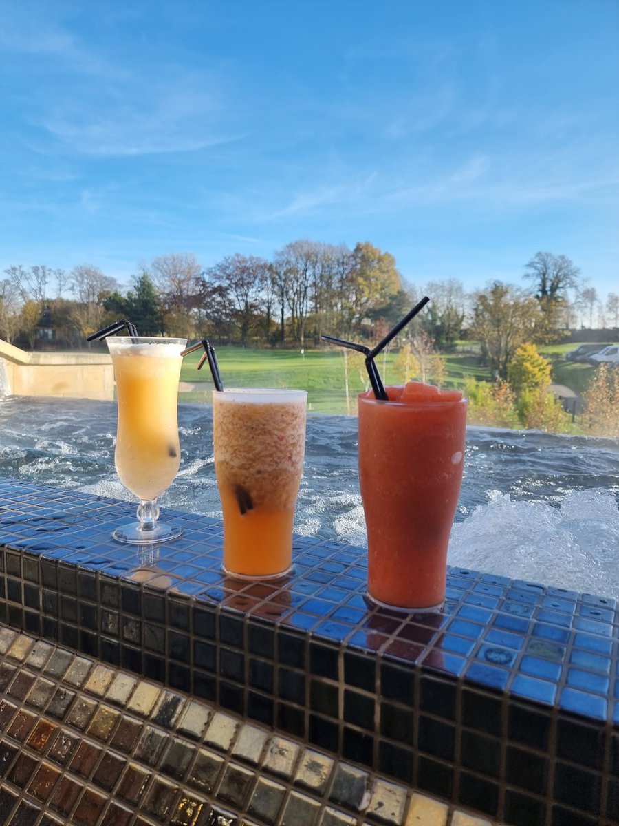 Sarah_Graham04's tweet photo. Well this is bliss 😍 #infinitypool #ramsidespa https://t.co/nlHm6pWpH8