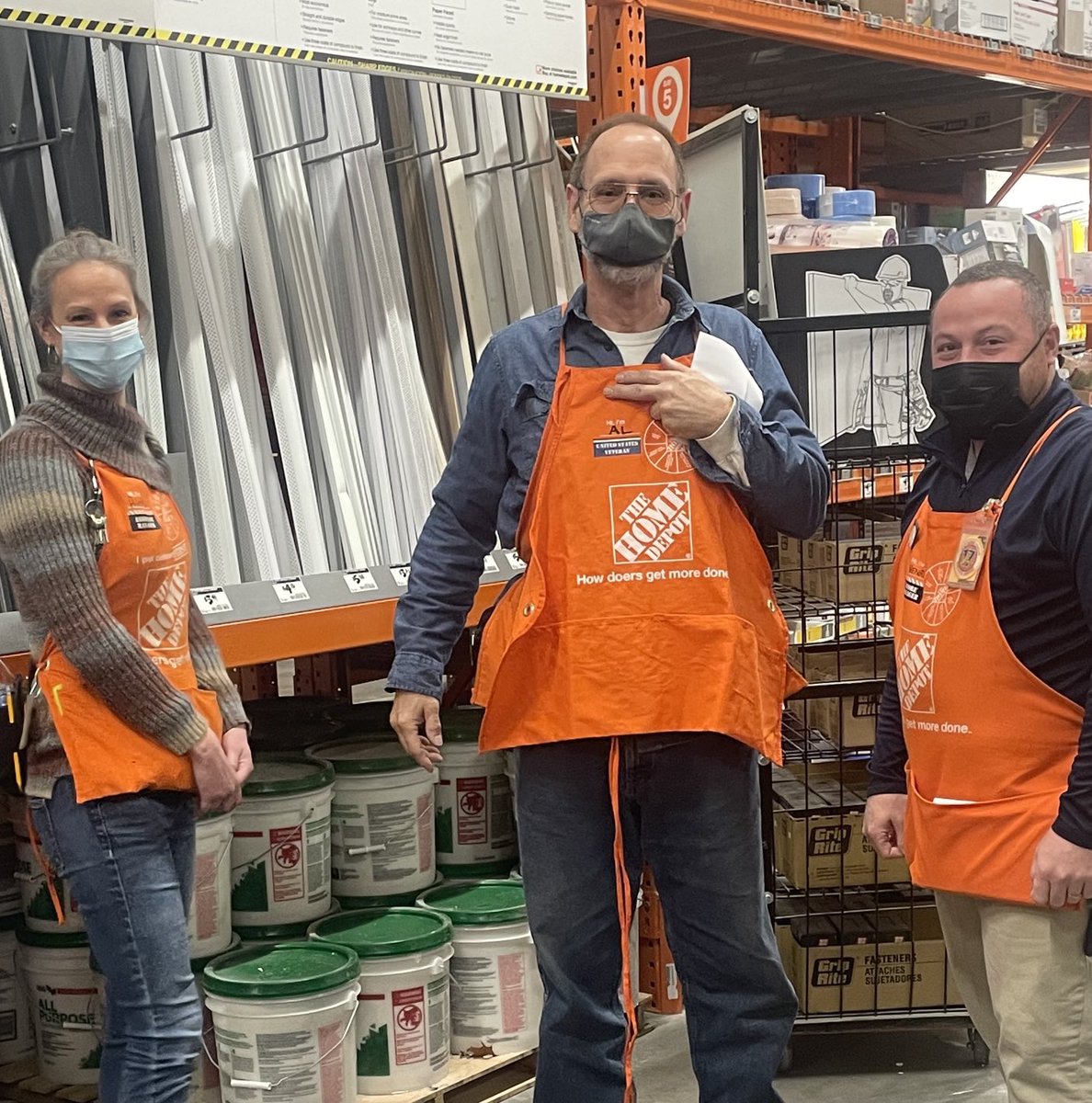 Matamoras Home Depot 4162 (@hdepot4162) on Twitter photo A small THANK YOU to our veterans at <a href="/4162/">soyeonlee</a> 🇺🇸 🇺🇸🇺🇸 A small THANK YOU to our veterans at <a href="/4162/">soyeonlee</a> 🇺🇸 🇺🇸🇺🇸