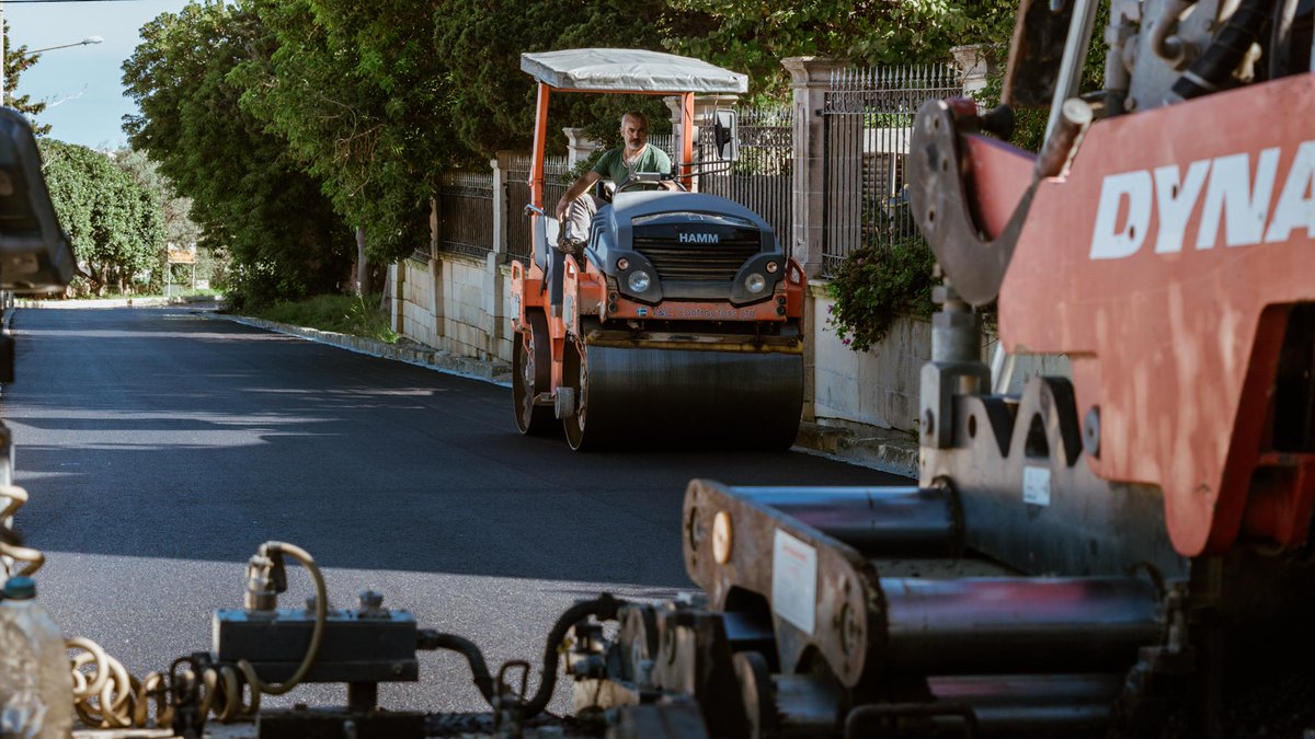 InfraMalta's tweet photo. ➡ Final works to complete the upgrade of San David Road, #Mtarfa today and tomorrow. 👷‍♀️ Road reopens tomorrow evening. Thank you for your cooperation. #UpgradingYourRoadNetwork https://t.co/AY6ODcHKgd