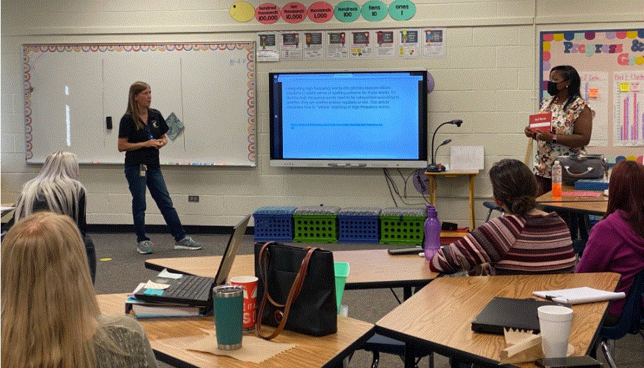 MillerEduLeader's tweet photo. Thank you, teacher leaders, for differentiating literacy PD for your colleagues! Ms. Rorie, Ms. Humphrey, Ms. Honeycutt, Ms. McEwen, &amp; Ms. Barrier, you rocked it! @AGHoulihan @Renee_McKinnon1 @AngelaFoster71 @SusanRodgersS4 @UCPSNC https://t.co/mpx5oVZwTA