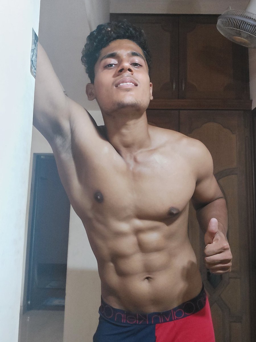 VaibhavMW's tweet photo. Oops,This Is Not The #Beach? 😂⛱
#aesthetic #fitnessmodel
#leanandmean #shredz #abs #ripped #models #gymphysique #sexy #hotmen #innerwear #CalvinKlein #lats #pinoysexiestmen #vshapebody #menwillbemen #vtaper #beachlife   #beachbody #asianmen
#fitmodel #lean #slim #bodygoals https://t.co/tZsHmg4lL4