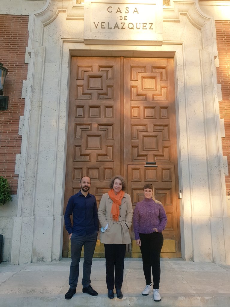 PanzramSabine's tweet photo. Gracias a la #conferencia organizada por @Casaarabe, el #triunvirato @RomIsl_center @ATLAS_cities y #Toletum se reunió en la @casadevelazquez en #Madrid...¡estupendo! #workingteam #mitarbeiter #colaboradora https://t.co/Gx4RCNYk50