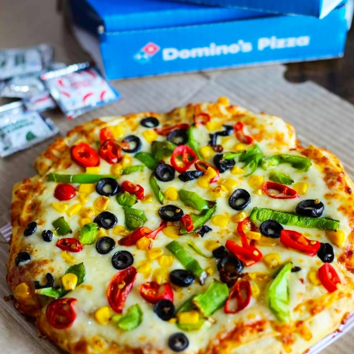 Domino's Pizza 🍕
Use  coupon code OFFER50 through my link dominosapp.prfl.me/spicytaste_res… get 50% off ( off the first order in Domino's app ) 
Max discount Rs 100
Free delivery on orders above Rs 300. Delivery in 30 minutes.
Offer is applicable every day only from 10AM to 10 :30PM..