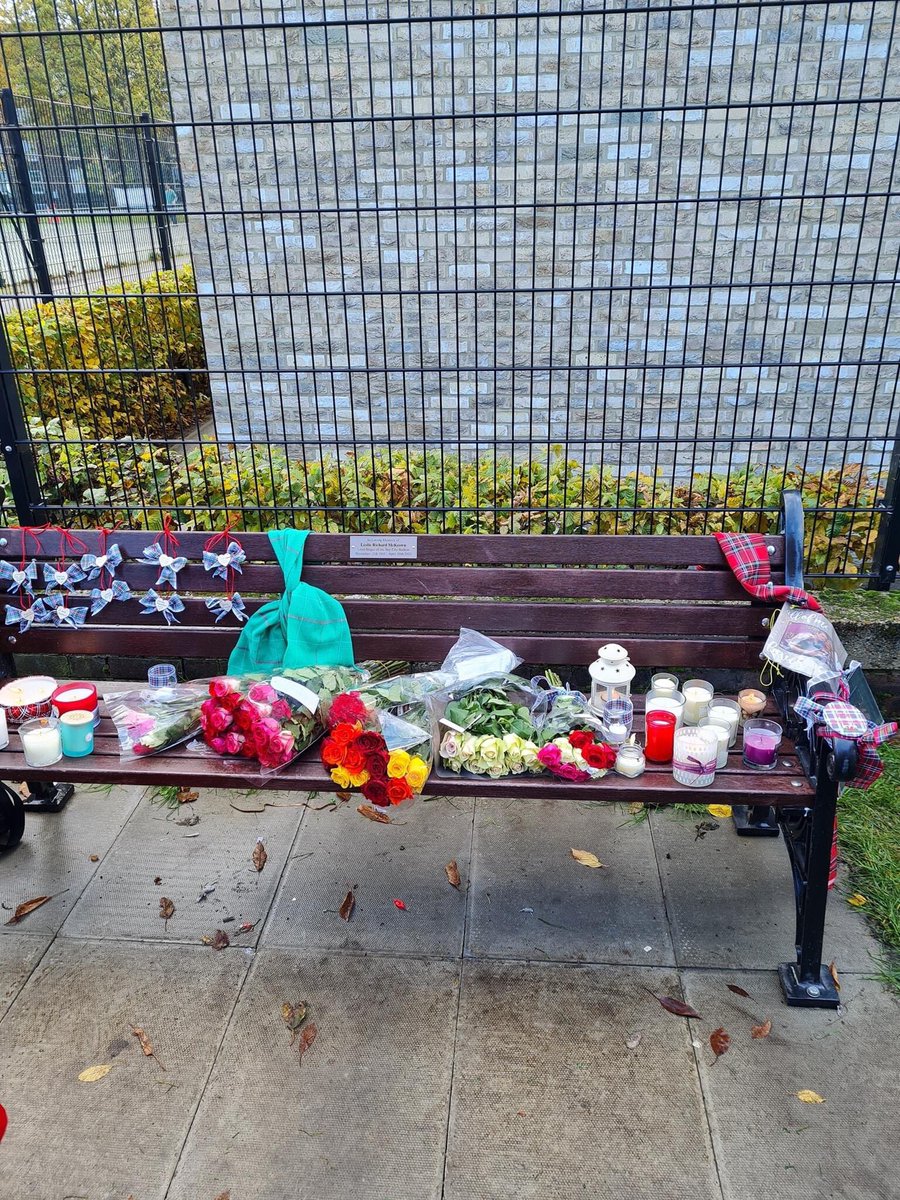 LottaloveEmi's tweet photo. 💞💫🐾#LeslieRichardMckeown🐾💫💞
November 12, 2021 
Pictures shared with Jean Waite xx
@LesMcKeownUK #Hackney #HackneyDownsPark https://t.co/IFm3QOo0V1
