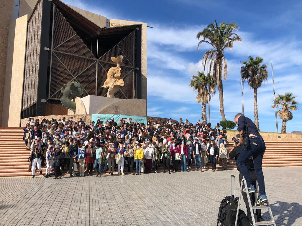 librolecturagob's tweet photo. Muchísimas gracias a todos los asistentes, tanto presenciales como virtuales, por acompañarnos en este magnífico y tan esperado X Congreso Nacional de Bibliotecas Públicas. 👋🏼 ❤ #10CNBP

¡Nos vemos en 2023! 🤩 https://t.co/MqGPa3TAQb