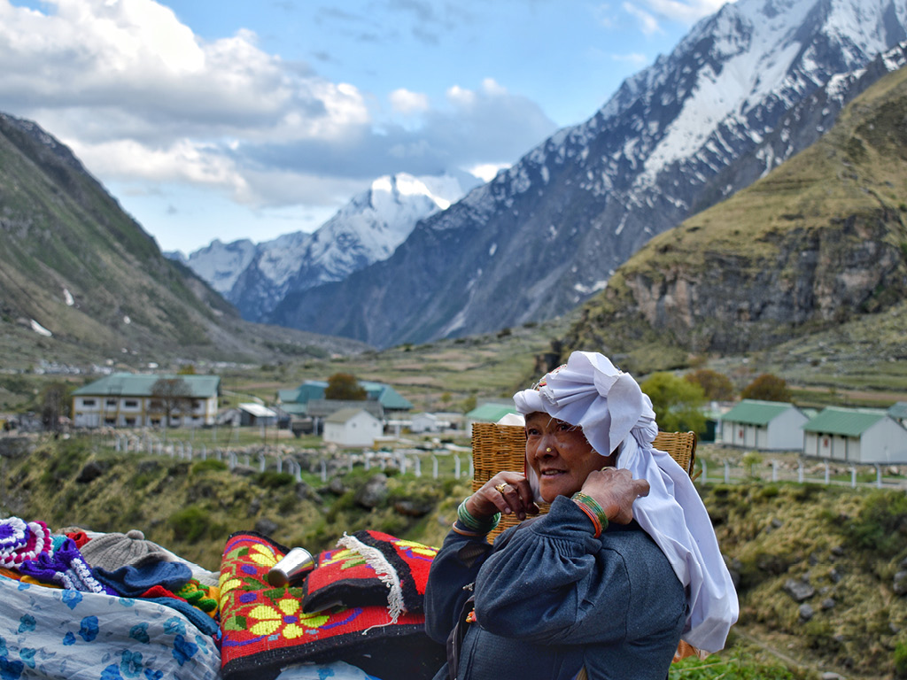 NGTIndia's tweet photo. #DailyShot: Aditya Parkhe encounters a local woman in Uttarakhand's Mana village, the last Indian settlement en route to Tibet. She makes a living by selling hand-knitted woollens. 

Send us your entries for our ongoing theme. #FacesOfTravel, at contest@natgeotraveller.in. https://t.co/RKO5ID33oW