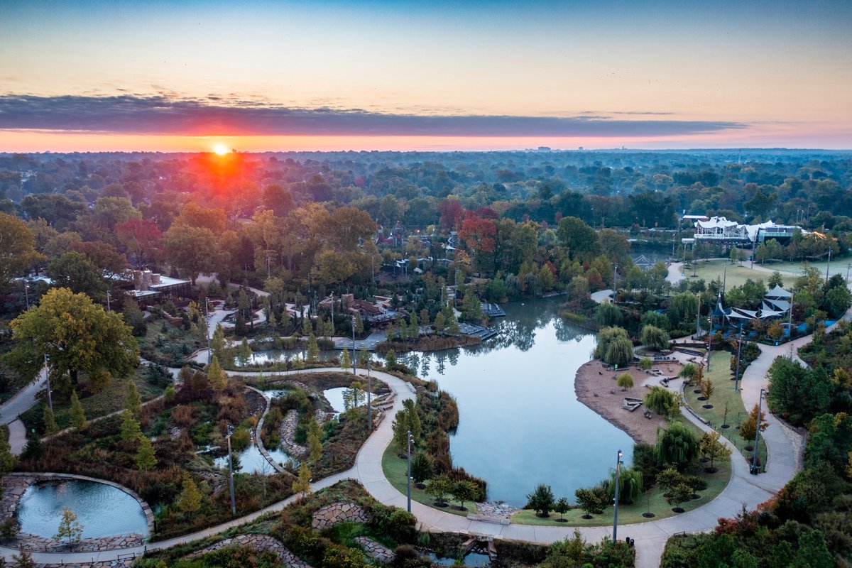 pqmultimedia's tweet photo. The Gathering Place on a crisp Fall morning https://t.co/zzqVjBb6xJ