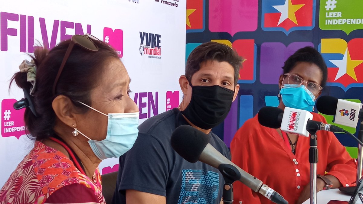 Desde el programa "Cendis Radio" <a href="/CendisMusica/">Centro Nacional del Disco (Cendis)</a> entrevistamos a la cultora Elena Gil <a href="/elegiro/">Elena Gil Rodriguez</a> en vivo desde el espacio de <a href="/albaciudad/">Alba Ciudad 96.3 FM 📻🇻🇪🎶</a> y las radios del Estado en @filven2021. ¡Sintonízanos por la 96.3 o albaciudad.org/radio!