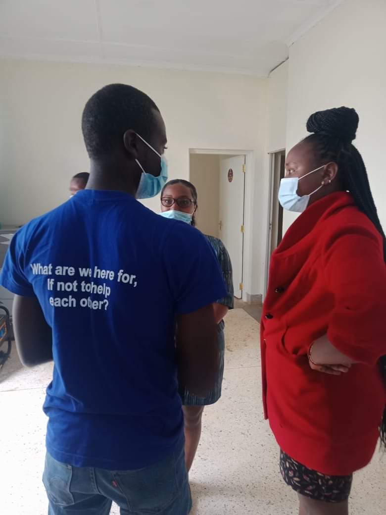 DandelionAfrica's tweet photo. It's a feel-good Friday!
What have you been up to?
#FormNi?
Our Youth Peer Providers have been reaching out to their peers with information on Sexual Reproductive Health and Rights ensuring that no young person is being left behind.
#HealthForYouthByYouth #YPPs https://t.co/xMqS77kKwl