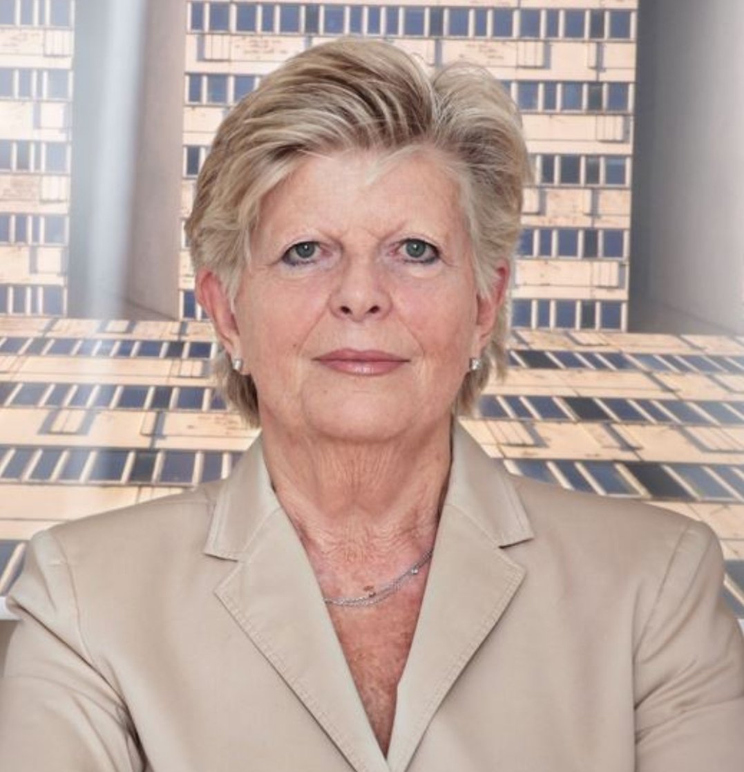 Wir sagen DANKE, Monika Schulz-Strelow, für deine unermüdliche Arbeit für die #Gleichstellung von #FraueninFührung. Nach 15 Jahren als FidAR-Präsidentin übergibt Monika Schulz-Strelow ihr Amt in neue Hände.