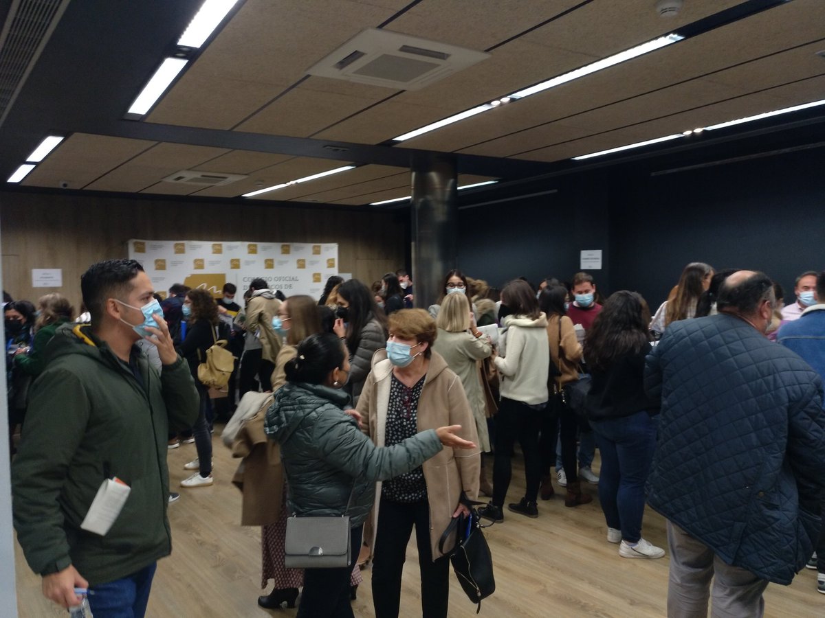 srmfyc's tweet photo. Residentes tutores JMF ponentes comité organizador y Junta @srmfyc han conseguido una Jornada brillante, con la colaboración de la Unidad atención familiar y comunitaria de La Rioja, @semfyc y @MedicosRioja
#IVJornadaResisTutoresyJMFLaRioja  
#RecuperandoNuestraEsencia https://t.co/gOvmZKtbjz