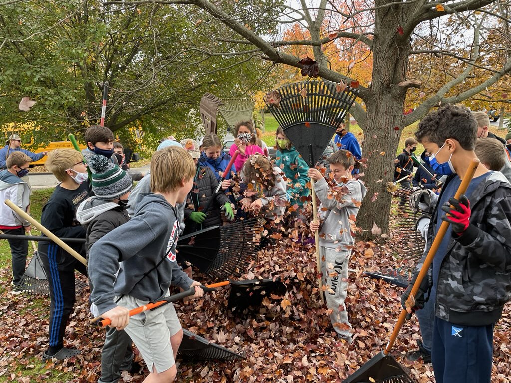 Martha Brown Middle School tweet media