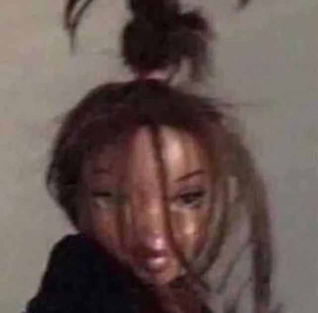 𝘵𝘳𝘢𝘷𝘪𝘴  tweet media