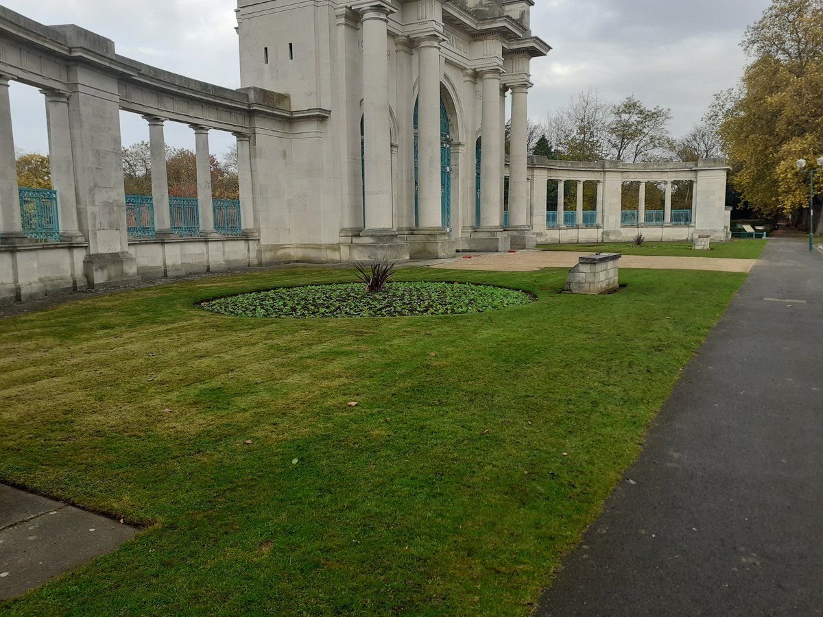 MeadowsPublicRealm tweet media