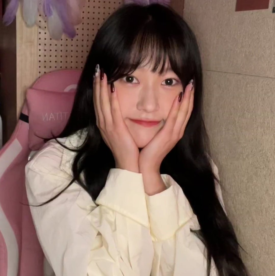 low quality choerry (@lqchoiyerim) on Twitter photo 