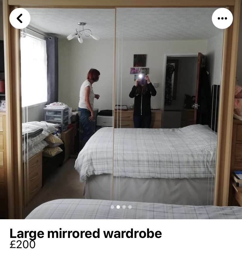 People Selling Mirrors (@sellingamirror) on Twitter photo 