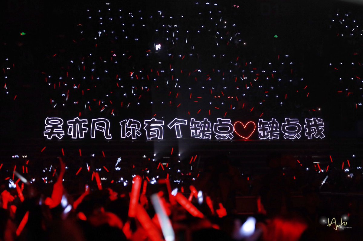 KKrisPor's tweet photo. "My relationship with fans There is no pattern just support each other and they support me I hope they have a better life. Be happy and grow together :KrisWu https://t.co/3Rsw8d5L3k