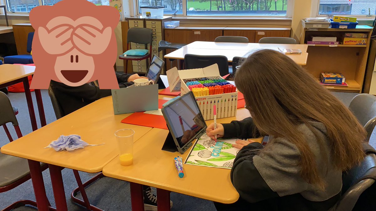 HWBKSS's tweet image. iPad training and help with teams with hot chocolate