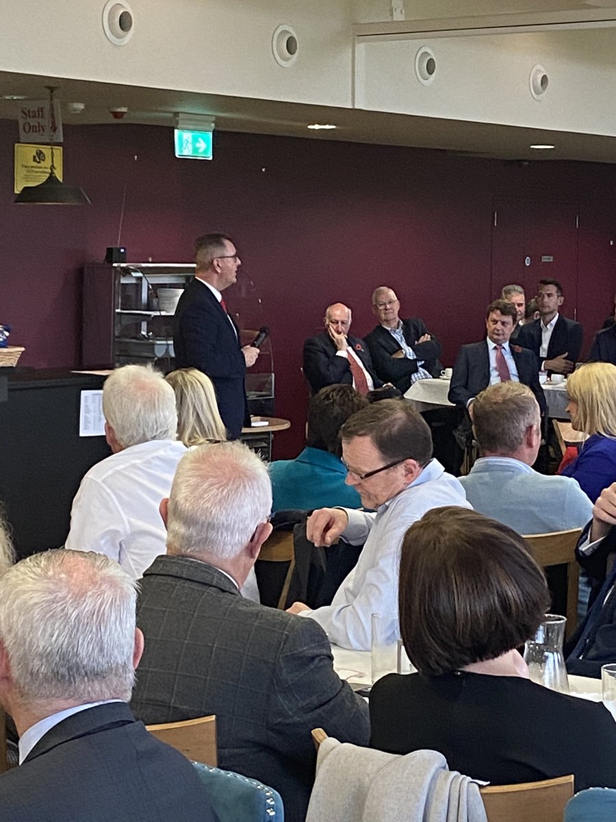 socentni's tweet photo. Delighted to join our around 20 of our members this morning at Castlereagh Hills Golf Club for @EastBelfastDUP Business Breakfast great to hear from @Economy_NI Minister @gordonlyons1 &amp; Party Leader @J_Donaldson_MP a great #Networking opportunity for our #SocialEnterprise members https://t.co/u0m7u0VcHB