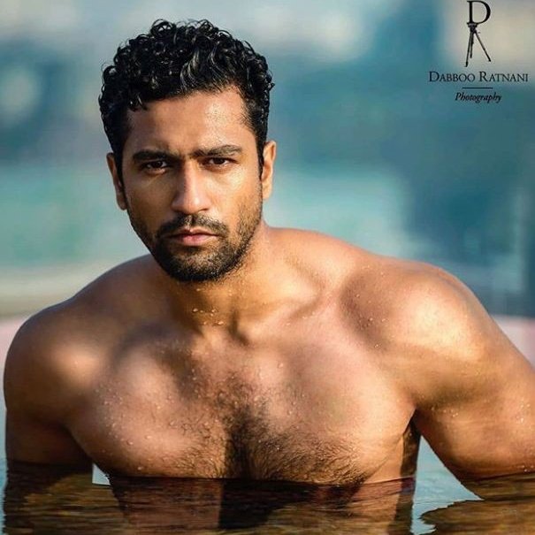 drewsmenu's tweet photo. Vicky Kaushal              Vicky Kaushal
driving                        driving me crazy https://t.co/n9UroZKTCa