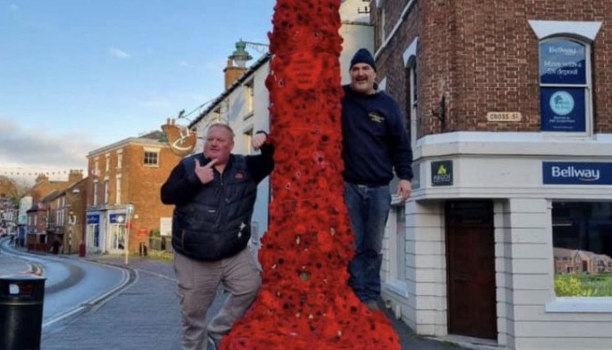 Creative Cheadle’s poppies are back on the Market Cross in the High Street.

👉 bit.ly/3GQsztt