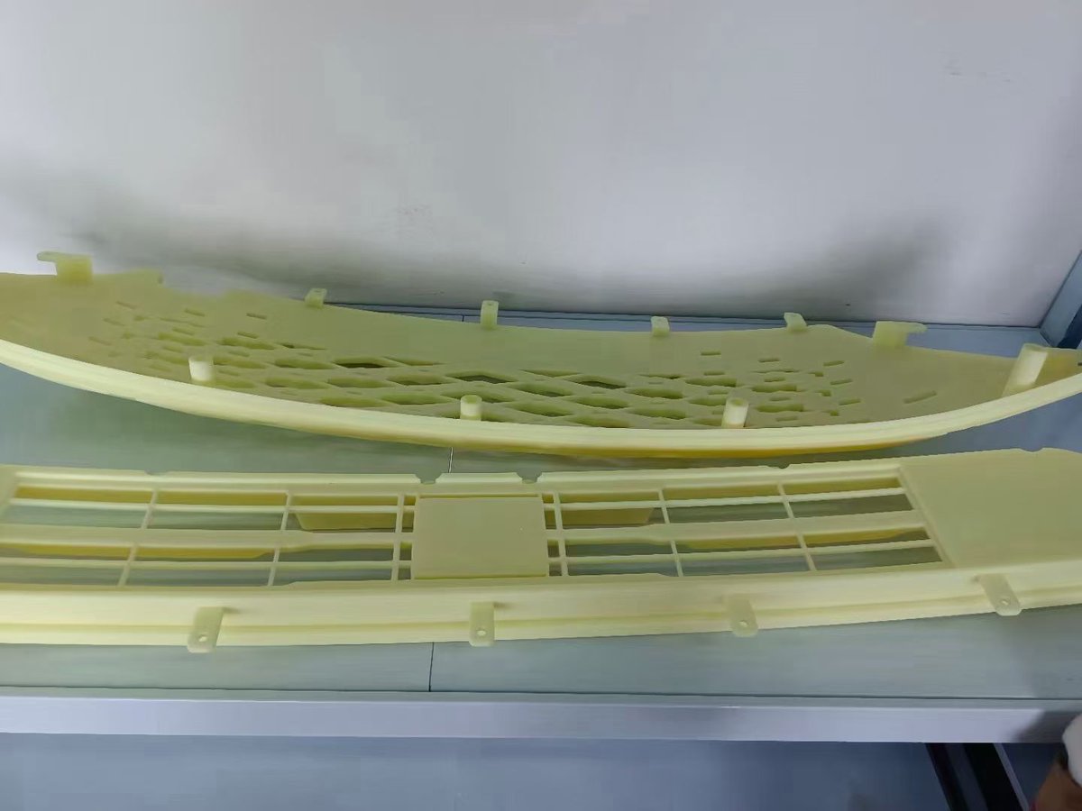 AlexPin39836639's tweet photo. auto mold by sla 3d printer #sla3dprinter #automold #automoldpart #3dprinter #3dmold https://t.co/EGHc5s8108