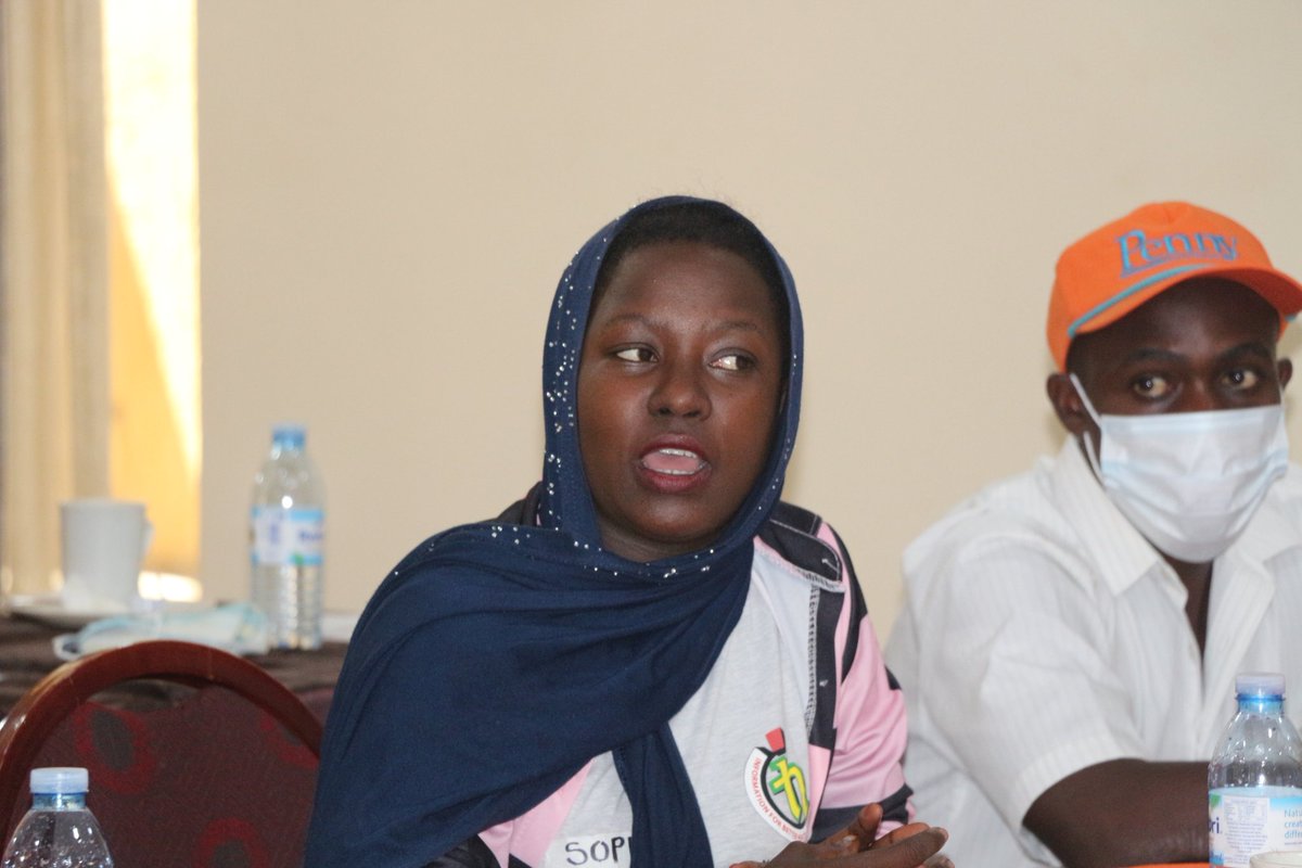 nyhnuganda's tweet photo. "In Mpigi our health centres have stopped focusing on issues of young people now they are focusing on #COVID"~Jackie
#CHANAproject #YoungPeopleOnDICAHS #NYHNupdates
@pai_org @theGFF @MinofHealthUG https://t.co/KTsJQOU6zg